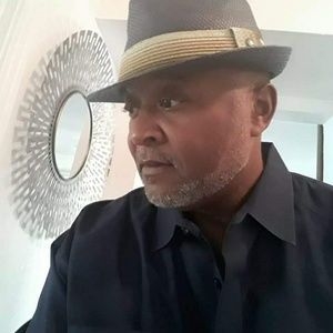 Meet your Posher, Harrison